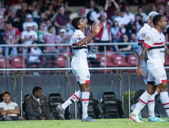 São Paulo supera Portuguesa no Morumbis e mira o Corinthians na terça